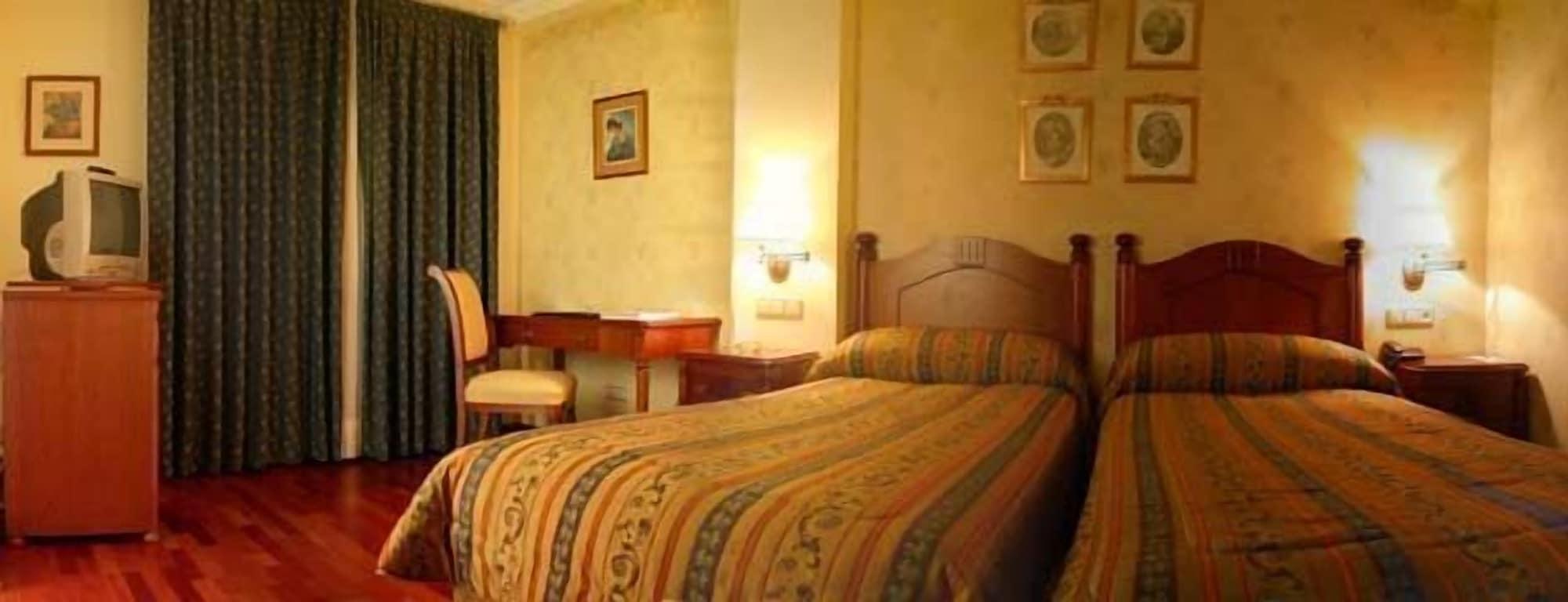 Condesa De Chinchon Hotel Exterior photo
