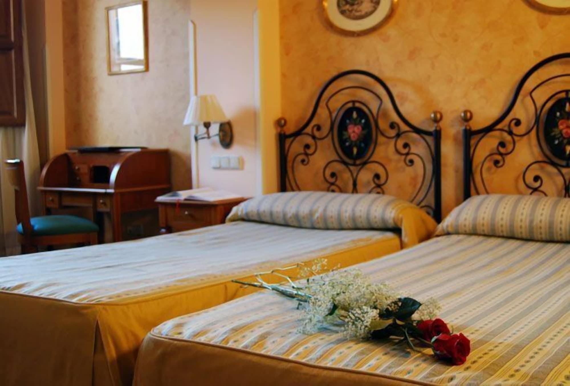 Condesa De Chinchon Hotel Exterior photo
