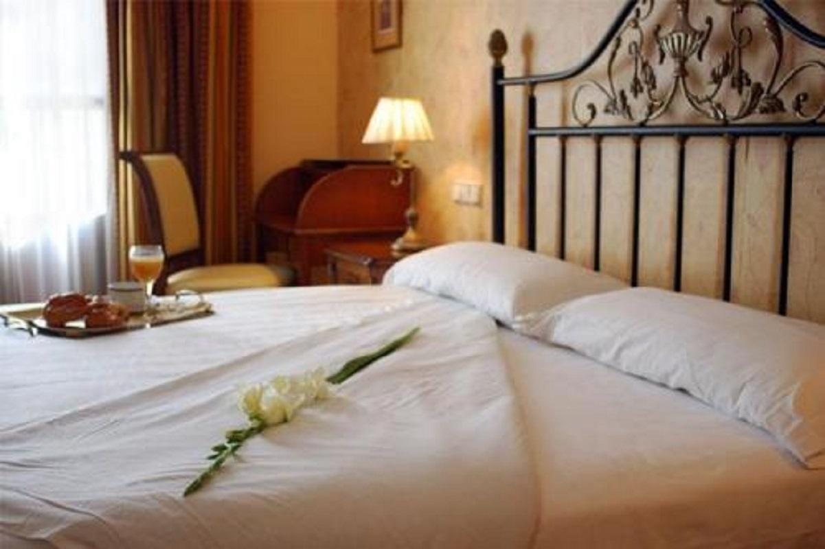 Condesa De Chinchon Hotel Room photo
