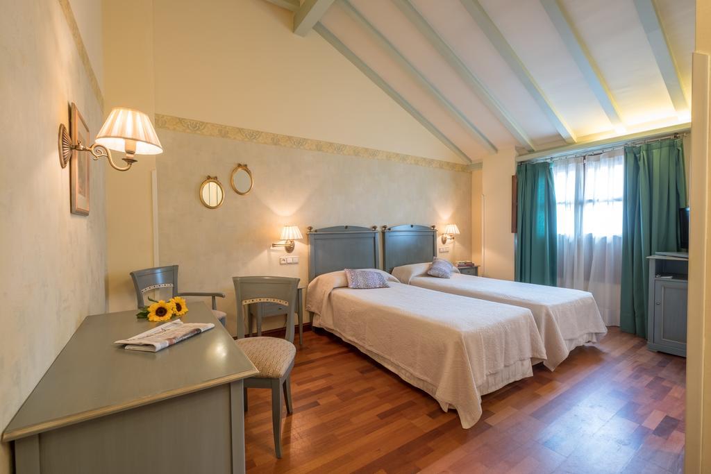 Condesa De Chinchon Hotel Exterior photo