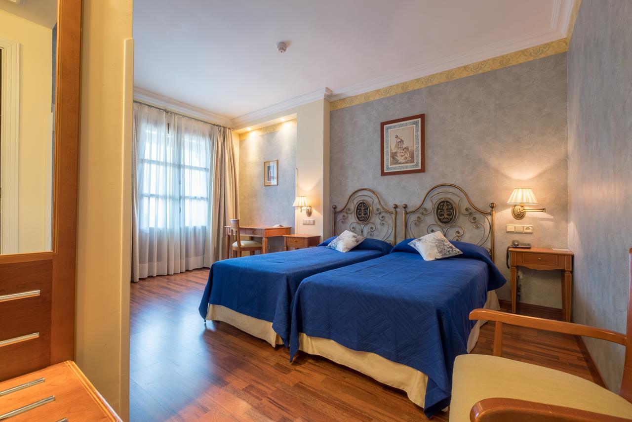 Condesa De Chinchon Hotel Room photo